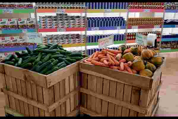 前贸易商乔的执行官开设超市打击食品浪费
