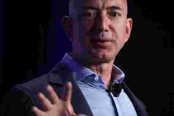 杰夫·贝佐斯 (Jeff Bezos) 除工作外做的5件事