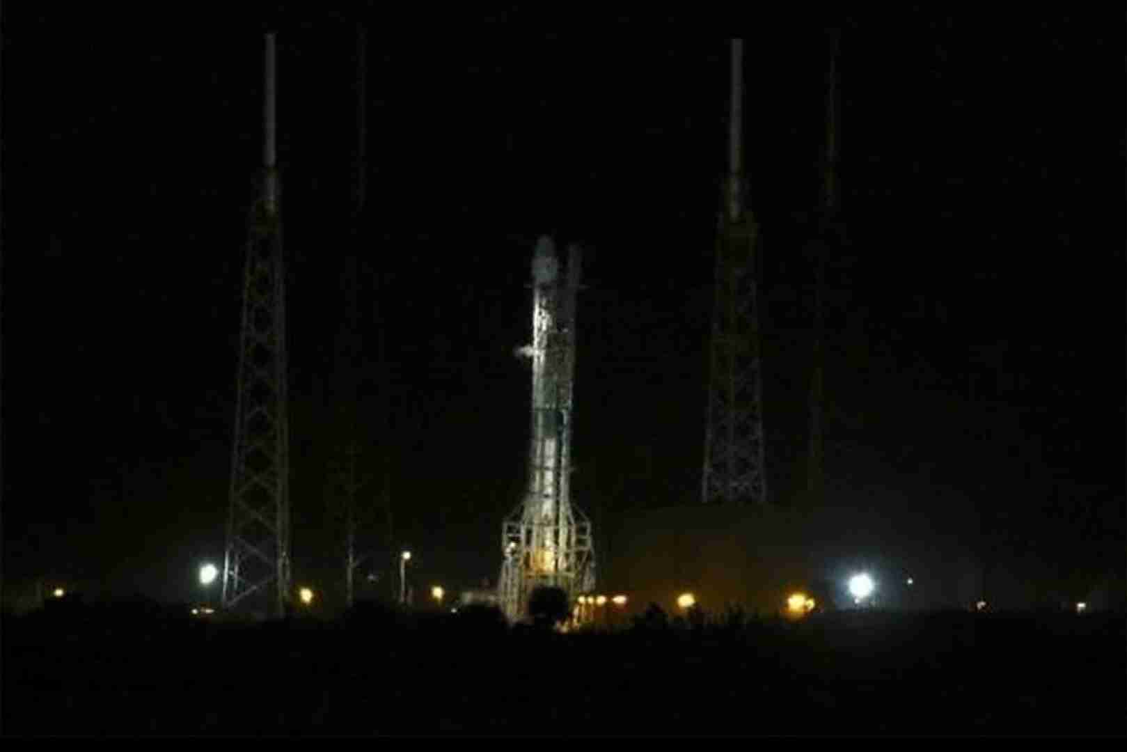 SpaceX在最后一刻发射火箭